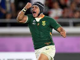 Cheslin Kolbe officially joins Toulon