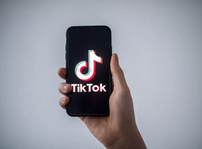 TikTok Launches In-App Shopping in Partnership With Shopify