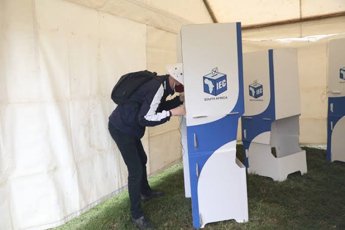 IEC commits to election date