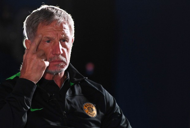 Business as usual for Kaizer Chiefs but ’knife closer to Stuart Baxter’s throat’