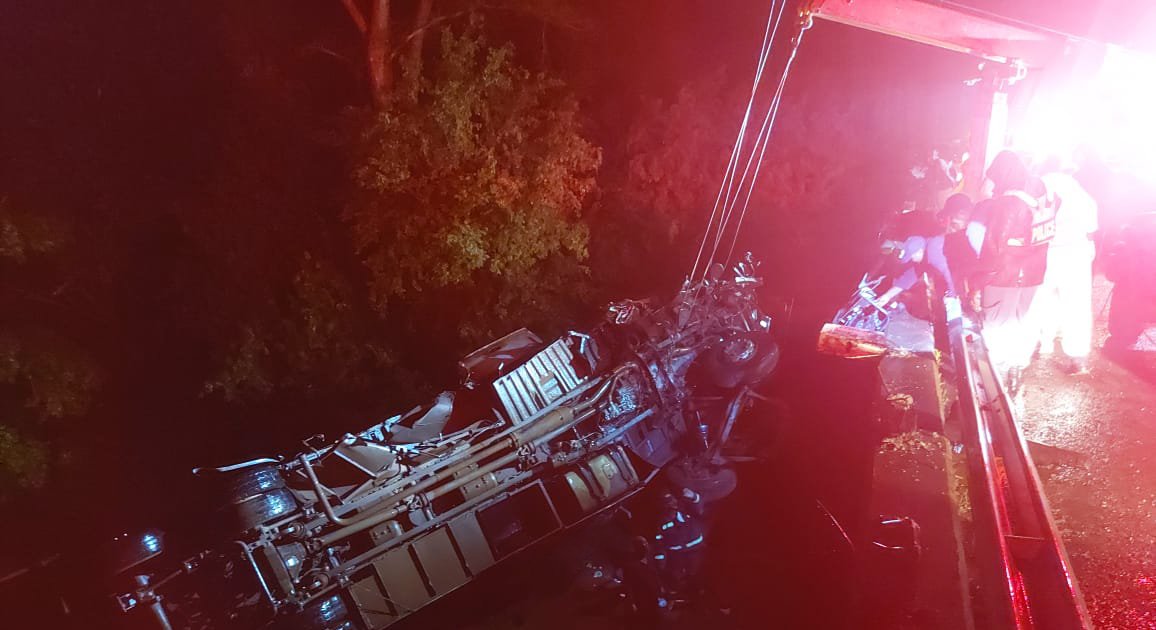 20 dead, 68 injured after tour bus crashes into cash van in Limpopo