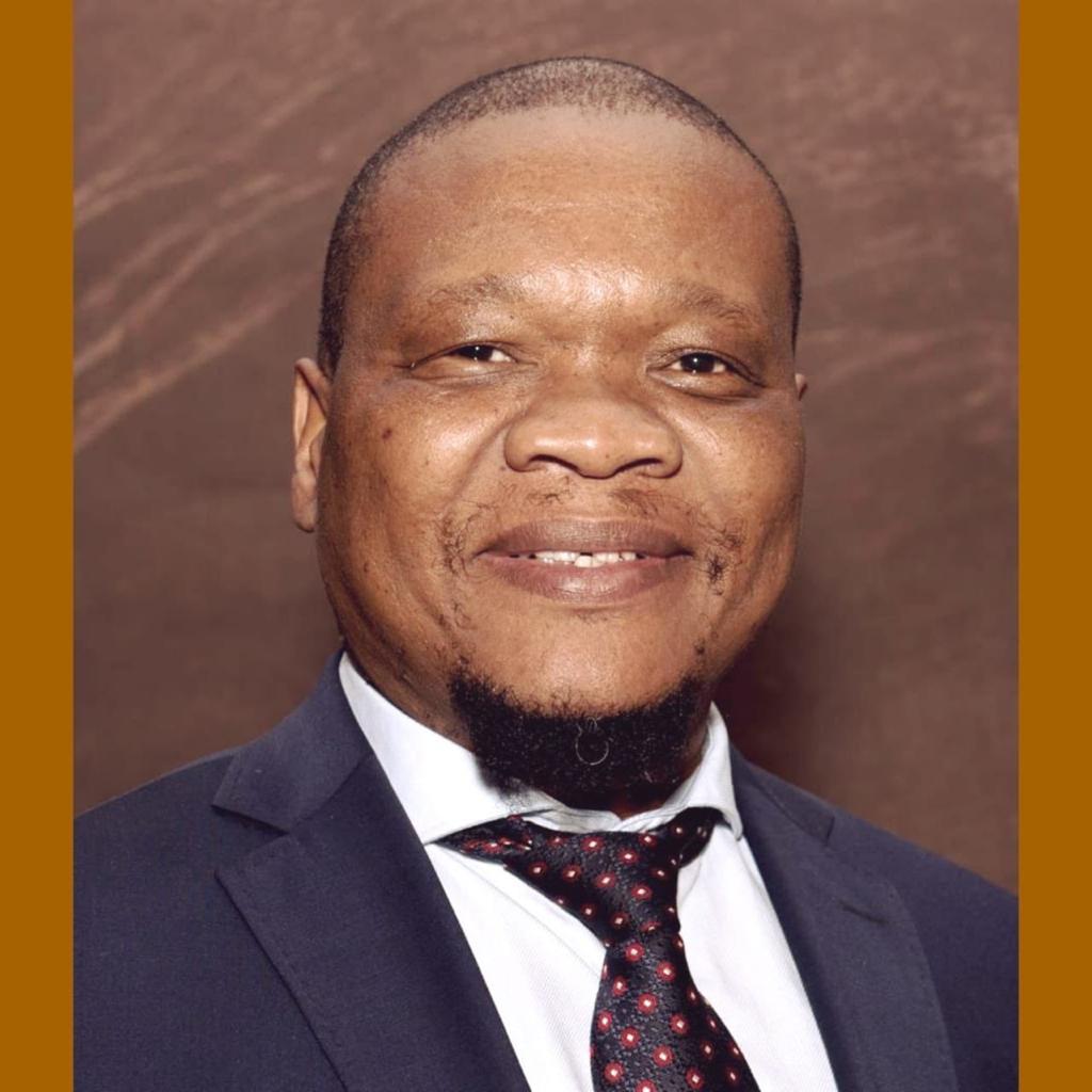 Free State Education MEC Tate Makgoe dies in horror car crash