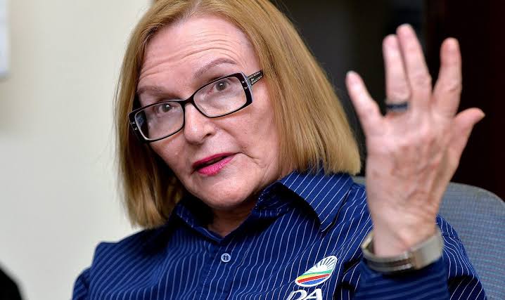 Zille’s DA, remains her personal fiefdom aided by her alliance-of-a-special-type politics in which its oppressive male identity is non-negotiable
