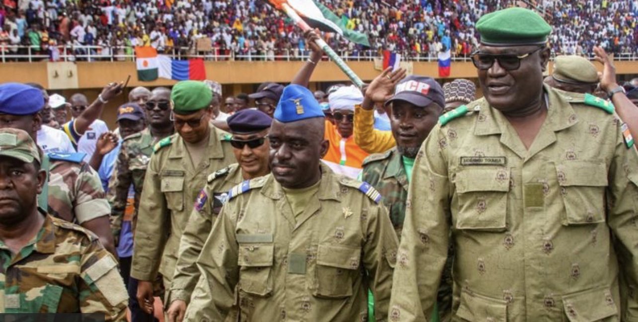 Niger coup: Junta shuts airspace citing military intervention threat