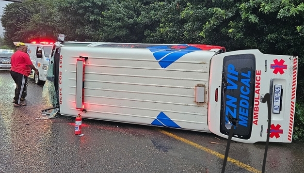 Chaos on KZN roads during spring storm
